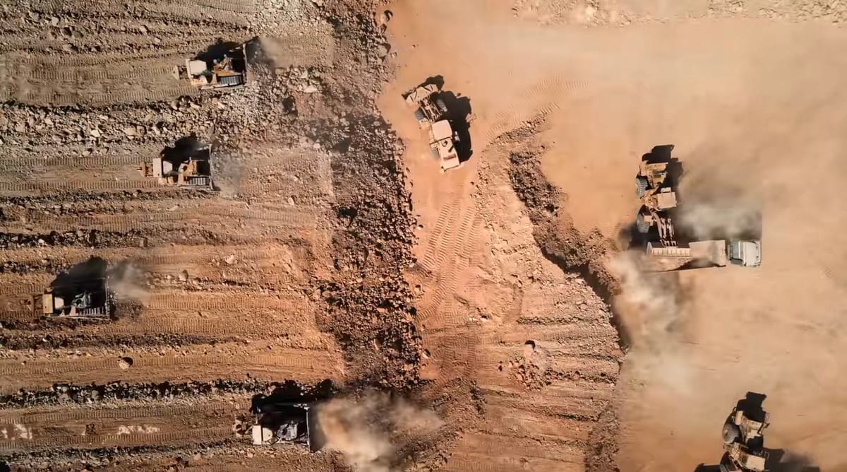 Drones Capture Construction of ‘the Line’ in Saudi Arabia