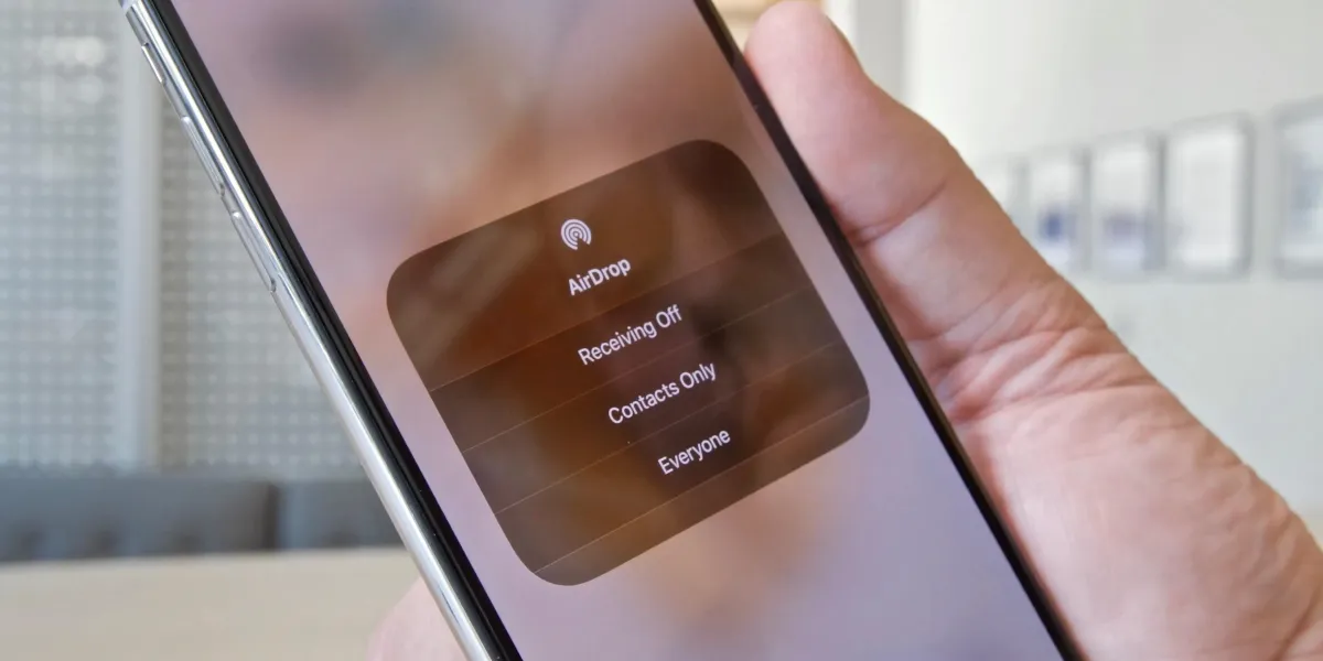 Apple Will Limit the "Everyone" Mode in AirDrop With iOS 16.2