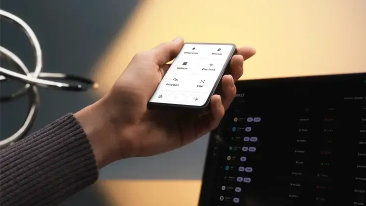 'Father of the iPod' Tony Fadell designed a $279 card-sized device for storing crypto