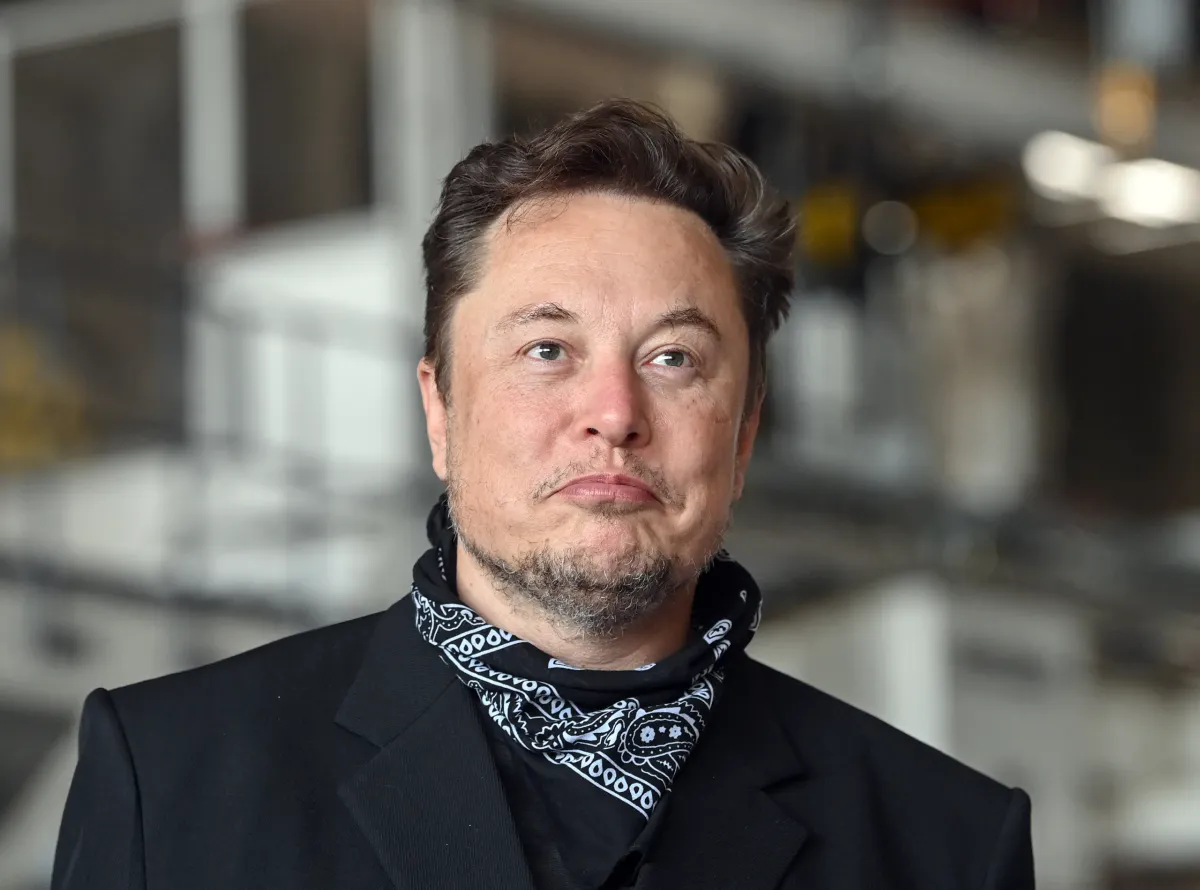 Elon Musk Says That Twitter “Not in the Fast Lane to Bankruptcy”