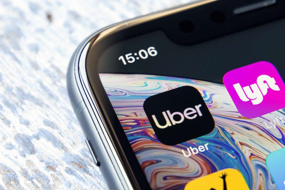 New York City mandates 100% electric fleet for Uber and Lyft by 2030