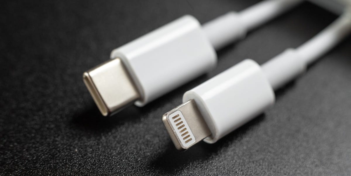 EU warns Apple against limiting functionality of uncertified USB-C cables for iPhones