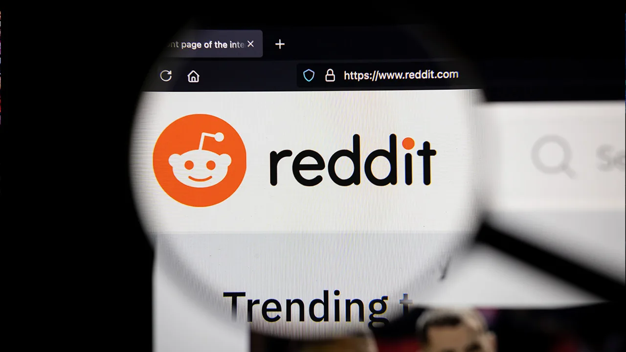 Reddit faces blackmail by hackers