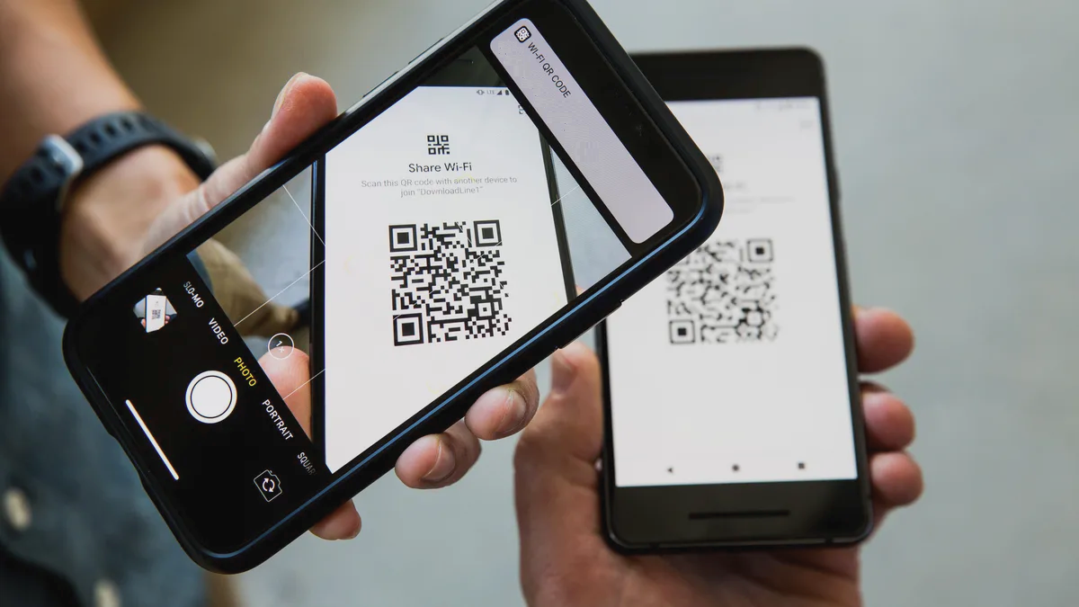Android phones to automatically zoom and read distant QR codes