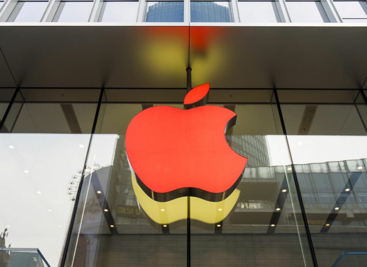 Apple removes generative AI apps from China App Store ahead of new regulations