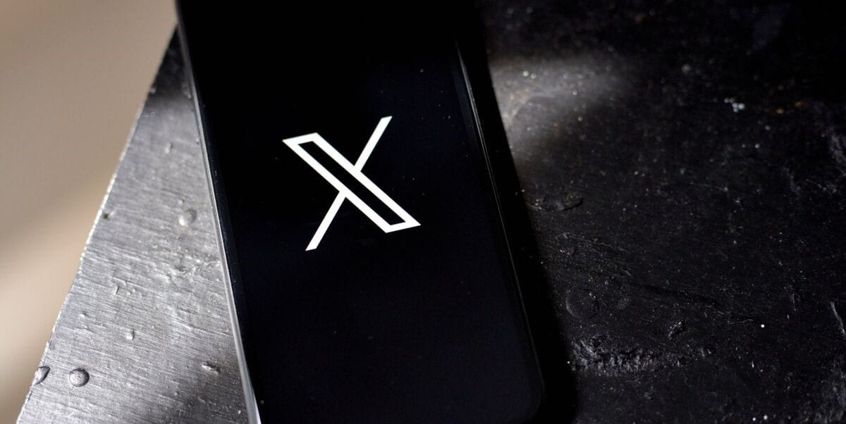 X introduces Community Notes for videos