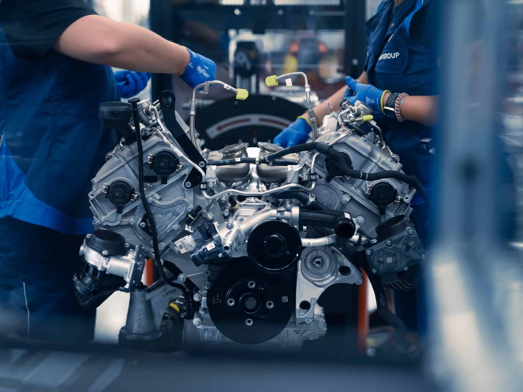 BMW shifts from V8 engines to electric vehicles at Munich plant