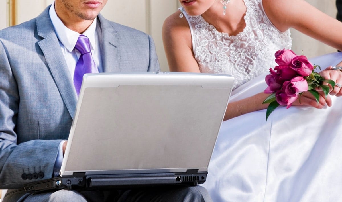 Abu Dhabi introduces digital marriage services via video conference and text message contracts