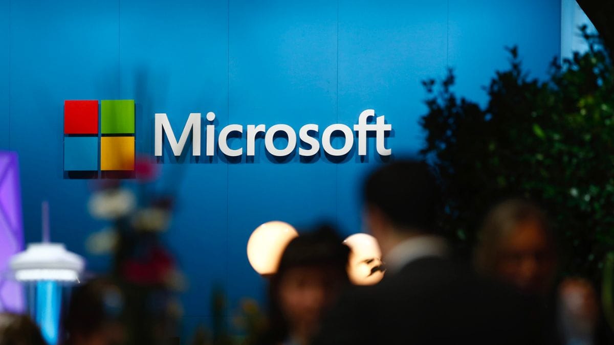 Microsoft briefly surpasses Apple as world's most valuable company