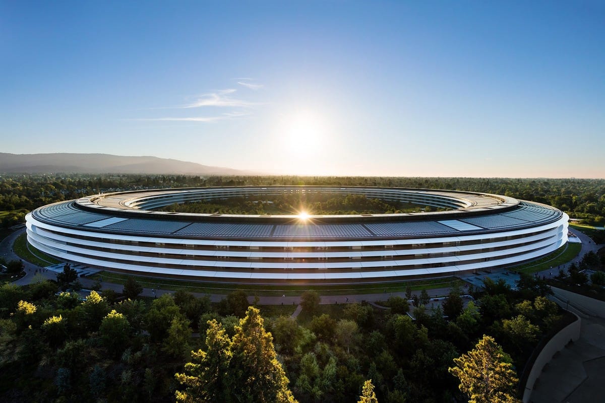 Apple uses ChatGPT to fine-tune Siri and Messages in iOS 18 development