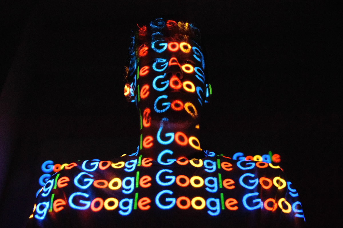Google funds AI-generated stories amid controversy