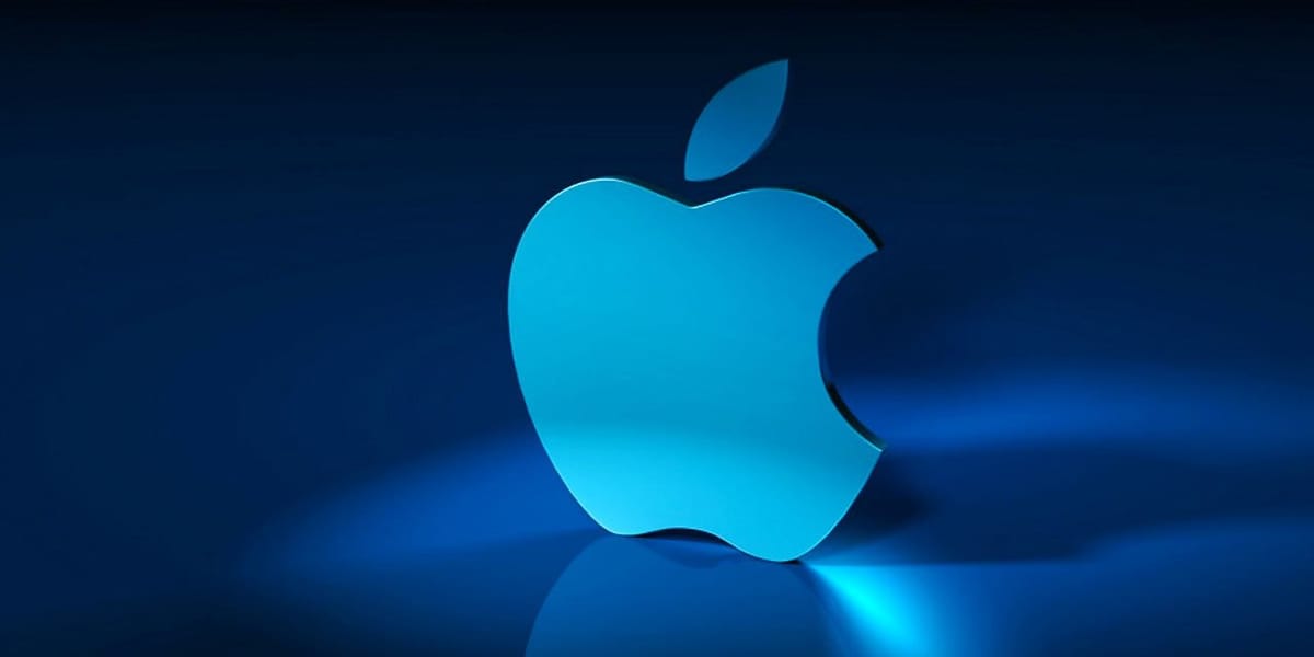 Apple reportedly developing 20.3-inch foldable MacBook