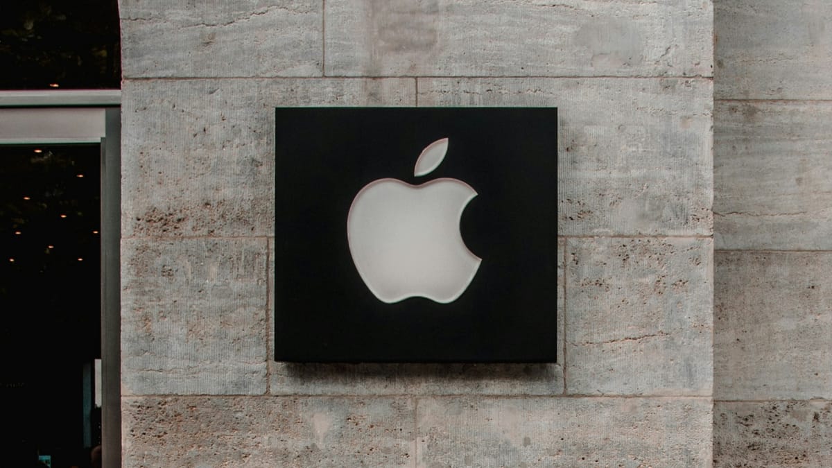 US sues Apple over alleged smartphone market monopoly