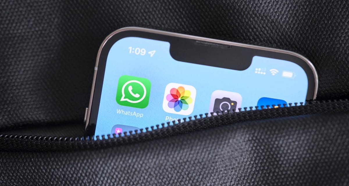 WhatsApp introduces the option to pin up to three messages in a chat
