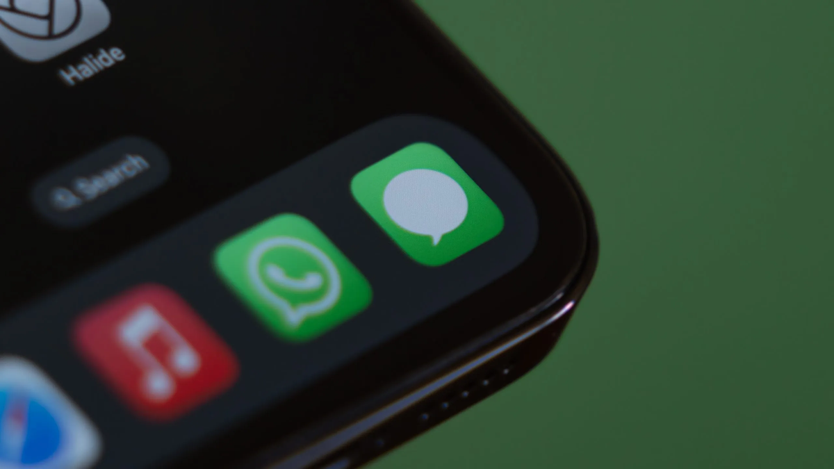 Apple brings RCS to iPhone with iOS 18