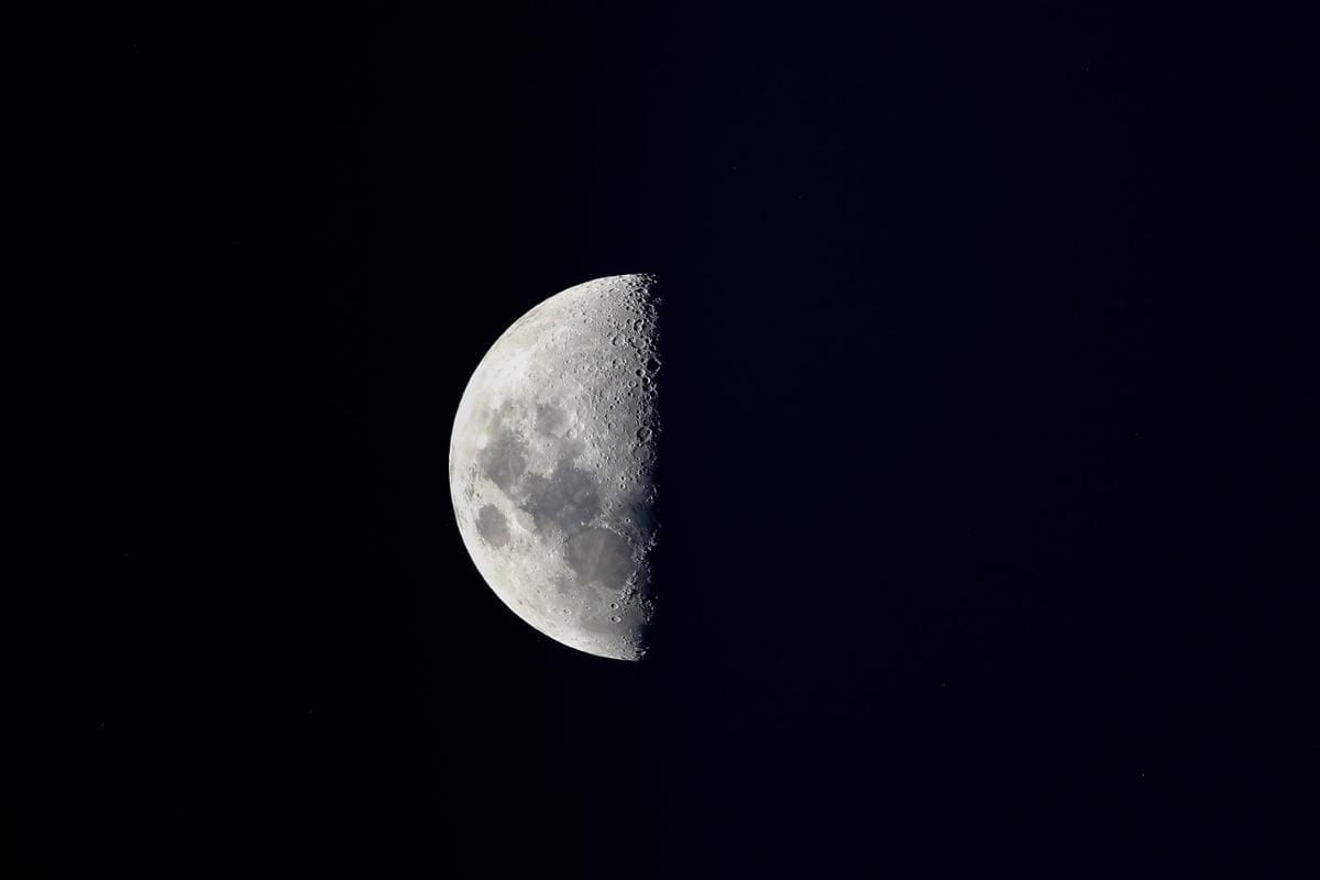 China lands on the dark side of the Moon, prepares to return with lunar samples