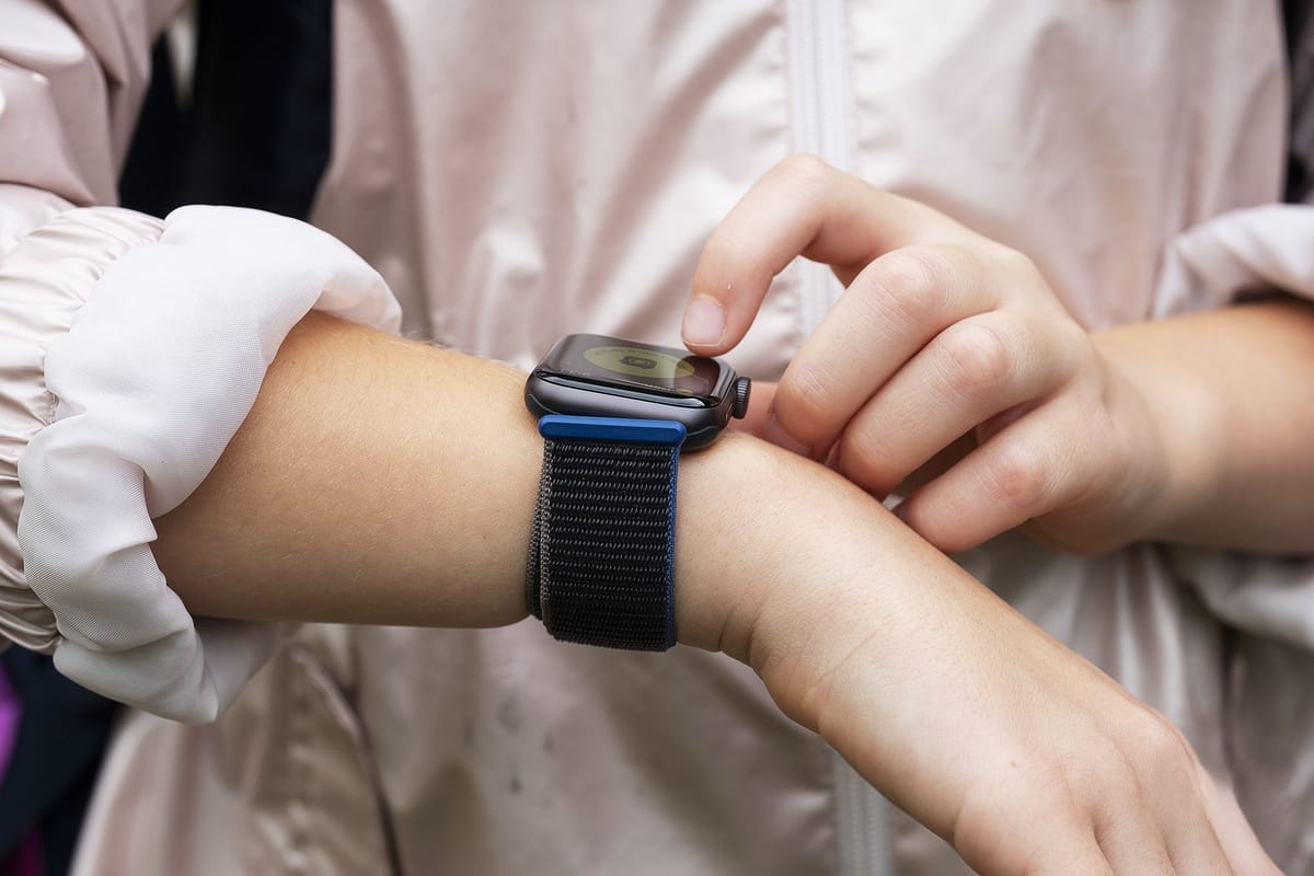 Apple Watch SE to get plastic chassis in next upgrade