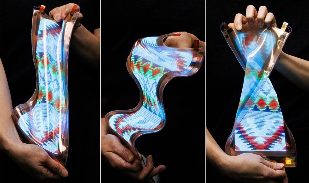 LG Unveils Stretchable Display That Expands 50%
