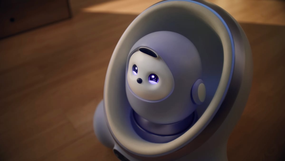 TCL’s Ai Me: The Cutest AI Robot You Can’t Buy (Yet)