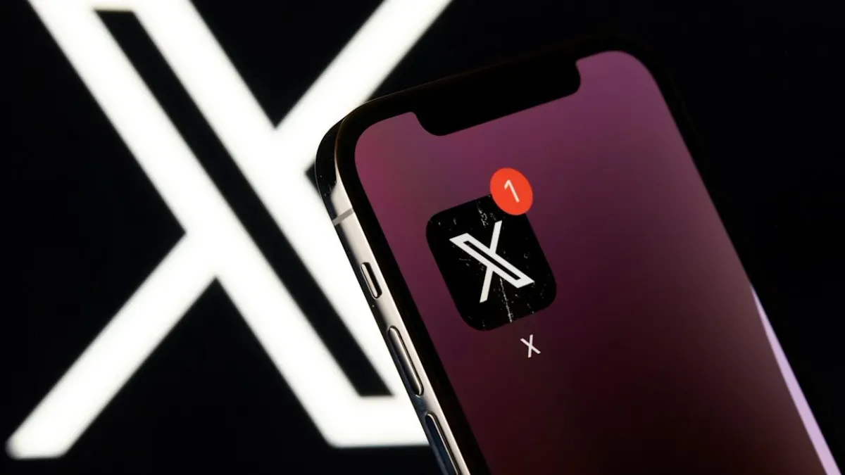 Elon Musk launches X Chat, his alternative to WhatsApp and Telegram