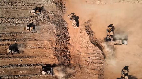Drones Capture Construction of ‘the Line’ in Saudi Arabia