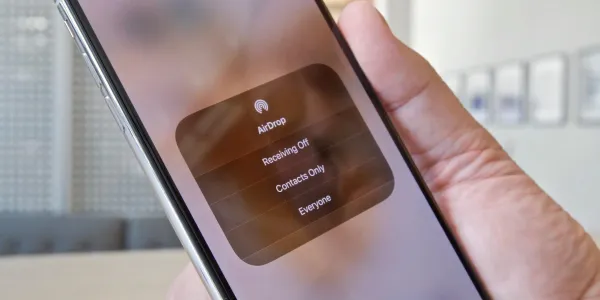 Apple Will Limit the "Everyone" Mode in AirDrop With iOS 16.2