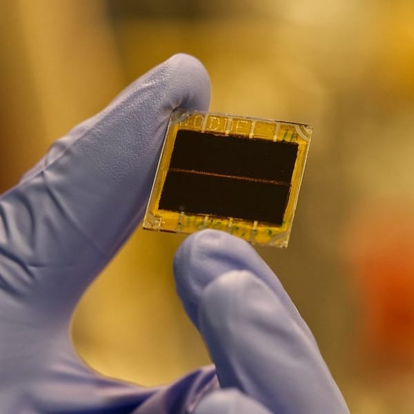 Oxford scientists develop ultra-thin material to turn objects into solar panels