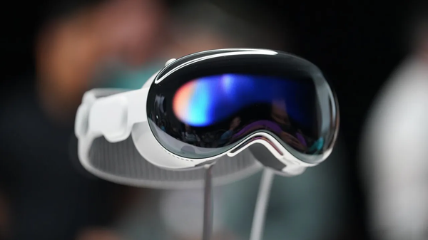 Apple Vision Pro expands to UAE and South Korea on November 15