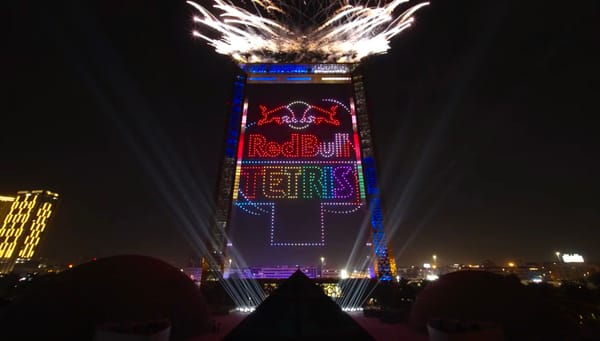 Dubai creates the world’s largest live Tetris game