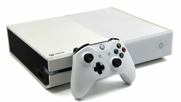 Security researcher demonstrates first hardware hack for Xbox One